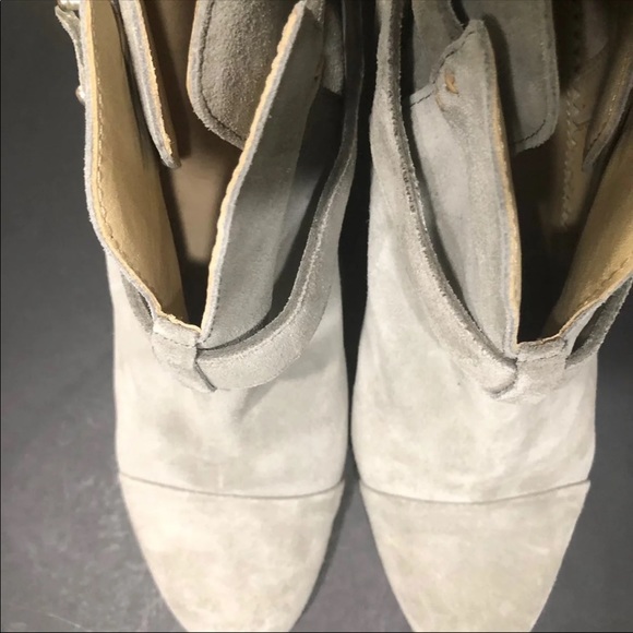Rag & Bone Harrow Grey Suede Ankle Boots 
Sz 39
Made in Italy - Picture 11 of 13